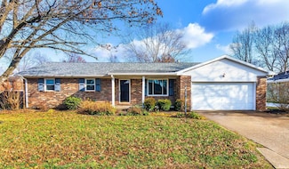 4366 Spruce Dr, Newburgh, IN 47630