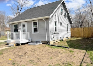 312 Glendale St, Waterloo, IA 50703