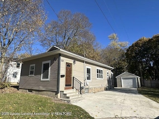 531 Torrence Ct, Lansing, MI 48910