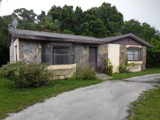 4515 34th Ave, Vero Beach, FL 32967