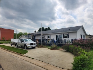 202 S 1st St, Black River Falls, WI 54615