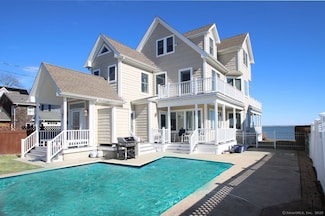 30 Sols Point Rd, Clinton, CT 06413