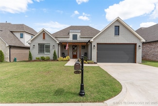 10215 E 121st Place S, Bixby, OK 74008