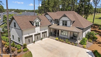 100 Holly Springs Ct, Southern Pines, NC 28387