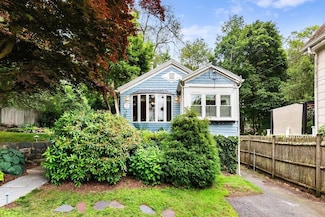 47 Rockdale Ave, Lynn, MA 01904