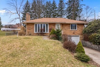 9509 Viewcrest Dr, Allison Park, PA 15101