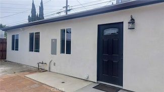 8914 Moonbeam Ave, Los Angeles, CA 91402