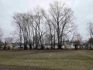 304 Norris St, Loogootee, IN 47553