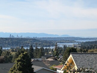 13215 SE 46th St, Bellevue, WA 98006