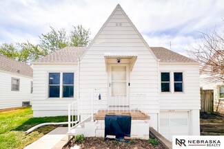 5043 Emmet St, Omaha, NE 68104