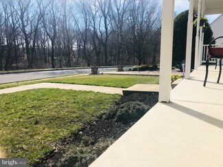 19 Tynemouth Dr, Lumberton, NJ 08048