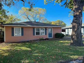 406 N College St, Howe, TX 75459