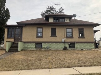 23 W Nelson St, Deerfield, WI 53531
