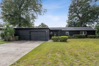 704 Seabrook Cove Rd, Jacksonville, FL 32211