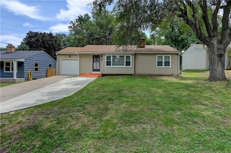 3713 S Vermont Ave, Independence, MO 64052