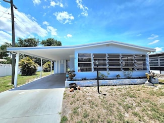 21 Ligonier Dr, North Fort Myers, FL 33903