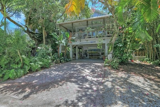 1961 Pebble Path, Vero Beach, FL 32963