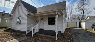 122 N Brown St, Francesville, IN 47946