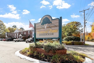 21 Clarks Rd Unit 203, Amesbury, MA 01913