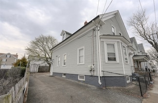 174 Silver Spring St, Providence, RI 02904