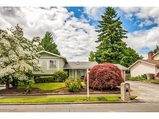 17995 NW Tillamook Dr, Portland, OR 97229