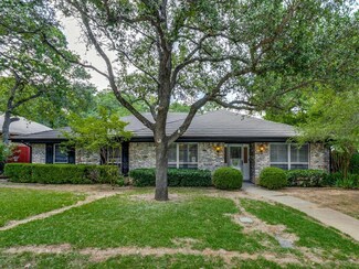 419 Washington Dr, Arlington, TX 76011