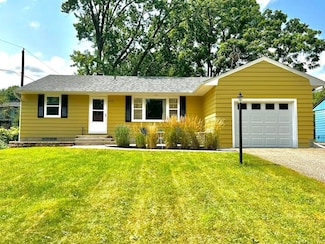 203 Orchard St N, Northfield, MN 55057