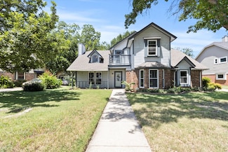 2704 Wolff Dr, Arlington, TX 76015