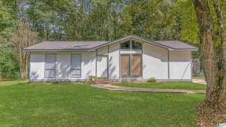 1109 Eagle Dr, Maylene, AL 35114