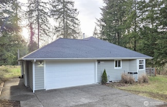8021 SW Treasure River Trail, Olympia, WA 98512