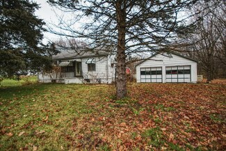 34223 S West River Rd, Wilmington, IL 60481