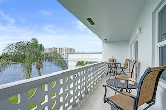 1001 N Riverside Dr Unit 304, Pompano Beach, FL 33062