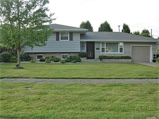450 D St NE, Linton, IN 47441