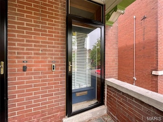 3528 Connecticut Unit A, Saint Louis, MO 63128