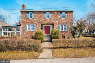 856 Martin Ave, Bryn Mawr, PA 19010