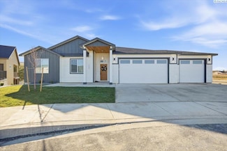 1040 S Florida Place, Kennewick, WA 99336