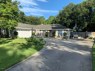 3545 Oldfield Lake Ct, Jacksonville, FL 32223