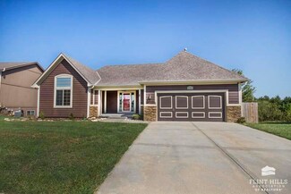 2602 Brooke Bend, Junction City, KS 66441