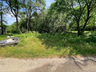 149 Lake Creek Rd, Mabank, TX 75156