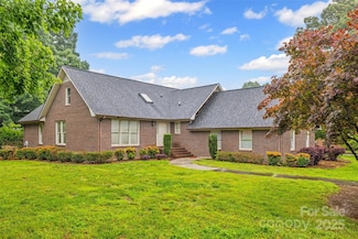 36433 Azalea Cir, New London, NC 28127