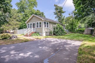 14 Auburn Ave, Wilmington, MA 01887