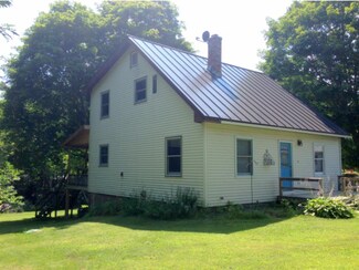 2089 Snake Rd, Newbury, VT 05051