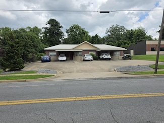 1615 Aldersgate Rd, Little Rock, AR 72205