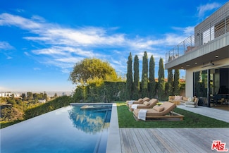 1030 Somera Rd, Los Angeles, CA 90077