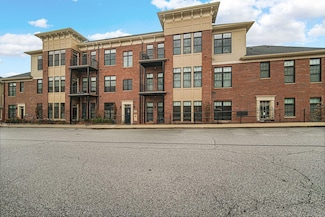 207 Academy St Unit 104, Valparaiso, IN 46383