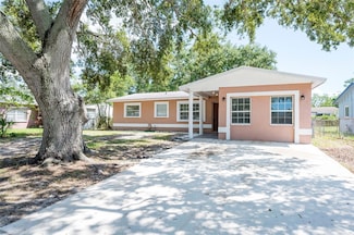 2121 23rd St SW, Largo, FL 33774