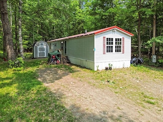 34 Gentle View Dr, Sidney, ME 04330