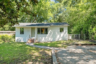 1532 Joan St, Charleston, SC 29407