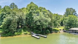 584 Williamson Rd, Mooresville, NC 28117