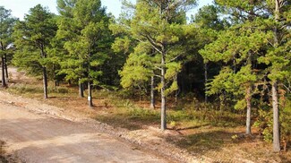 30 Paradise Valley Rd, Broken Bow, OK 74728